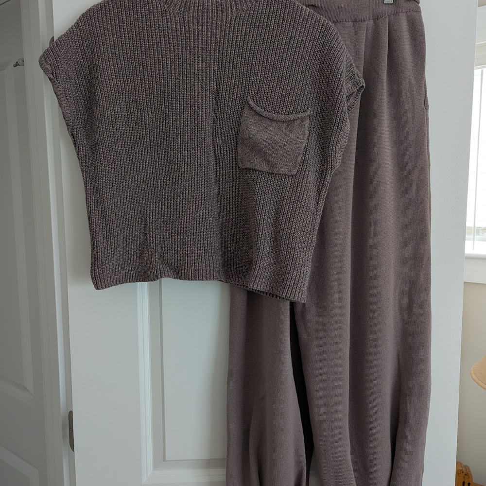 Viral Free People Knit Top and Pants Set in Taupe